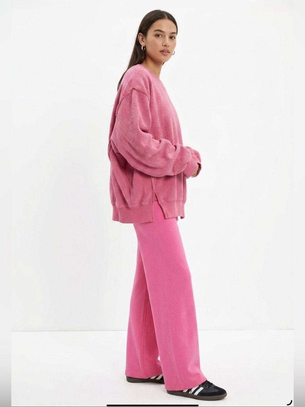 American Eagle Pink Fleece Sweatshirt Seriously Huggable Oversized Crewneck